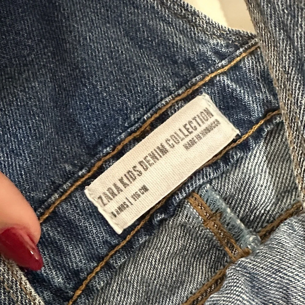 Zara Kids Denim Overalls - Picture 2 of 3